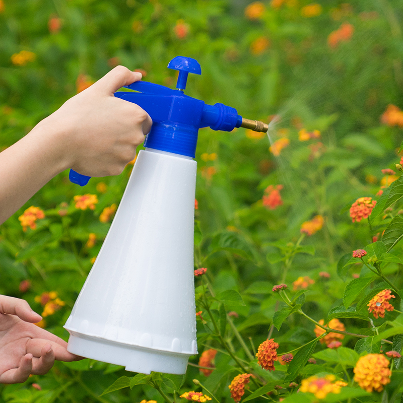 Heavy Tank Portable Plastic Bottle Sprayer Hand Pump Water Sprayer For Garden